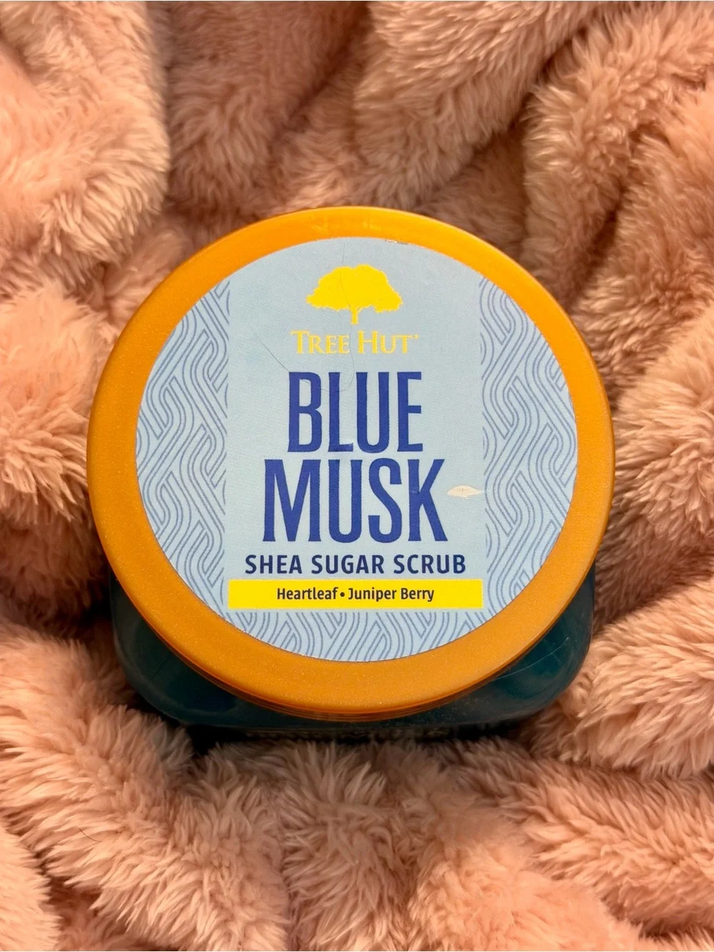 Tree Hut Blue Musk Shea Sugar Scrub - Hydrating Blue Exfoliant
